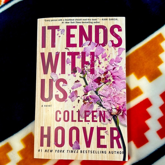 Other - It Ends With Us by Colleen Hoover